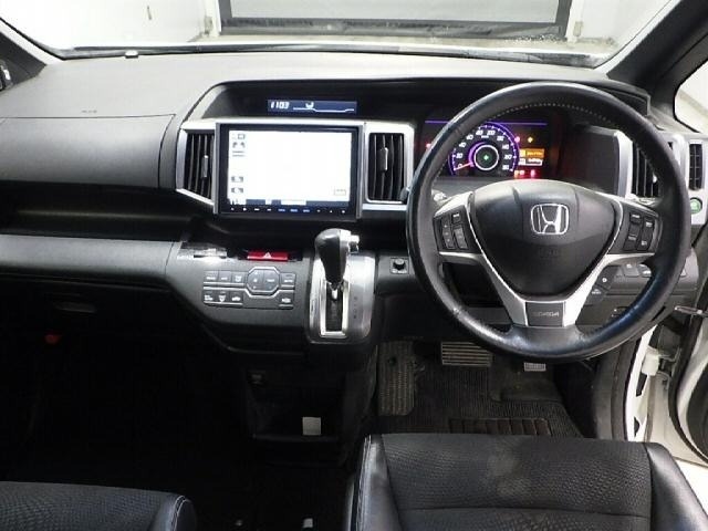 2014 HONDA STEP WAGON